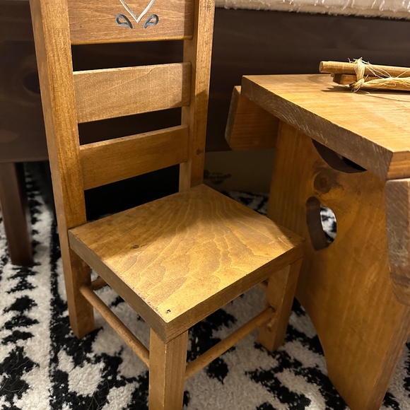 1991 American Girl Doll Molly McIntire with Custom Handmade Doll Table - Picture 10 of 16